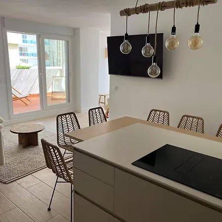 Large Terrace Beach-side *