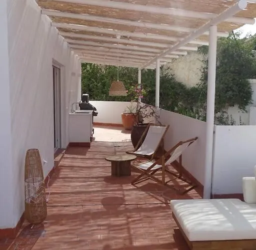 Апартаменты Large Terrace Beach-side Торремолинос